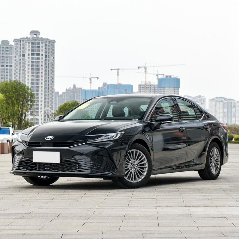 Toyota Camry Бензин Седан